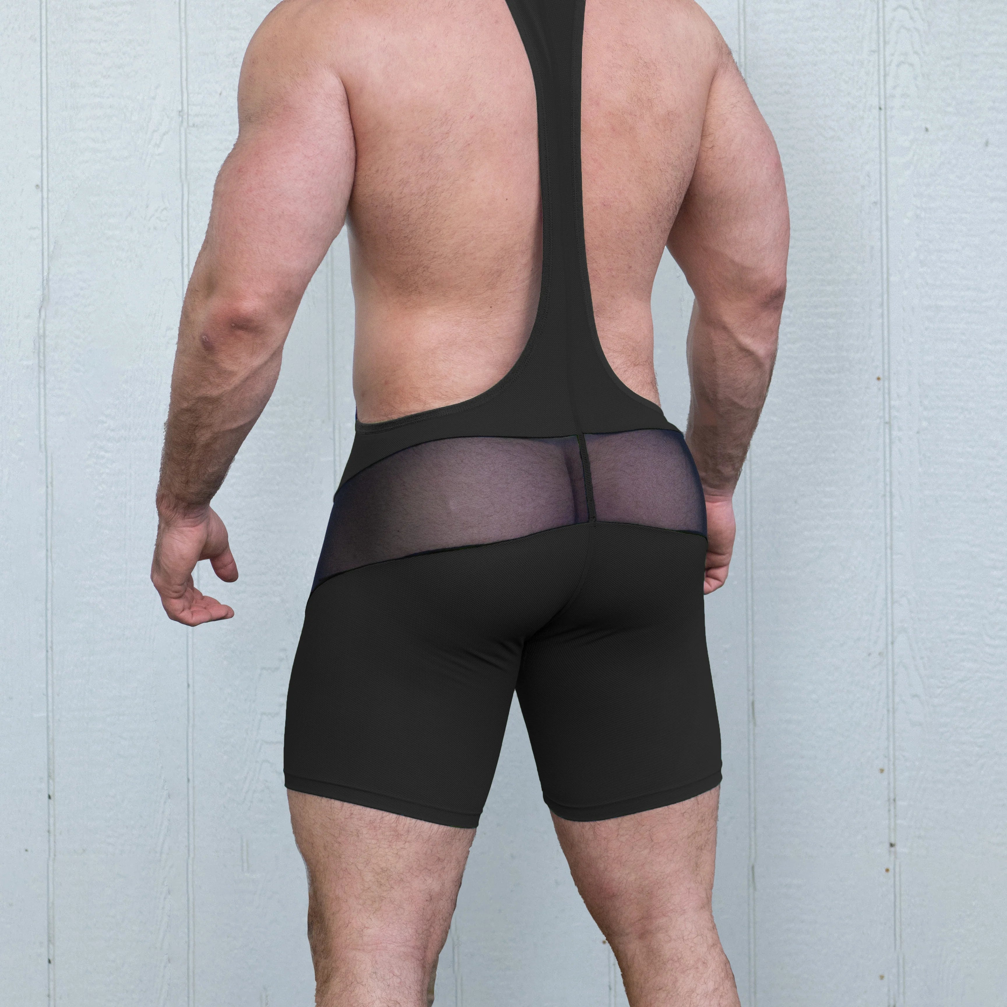 Black mesh bottom kink singlet