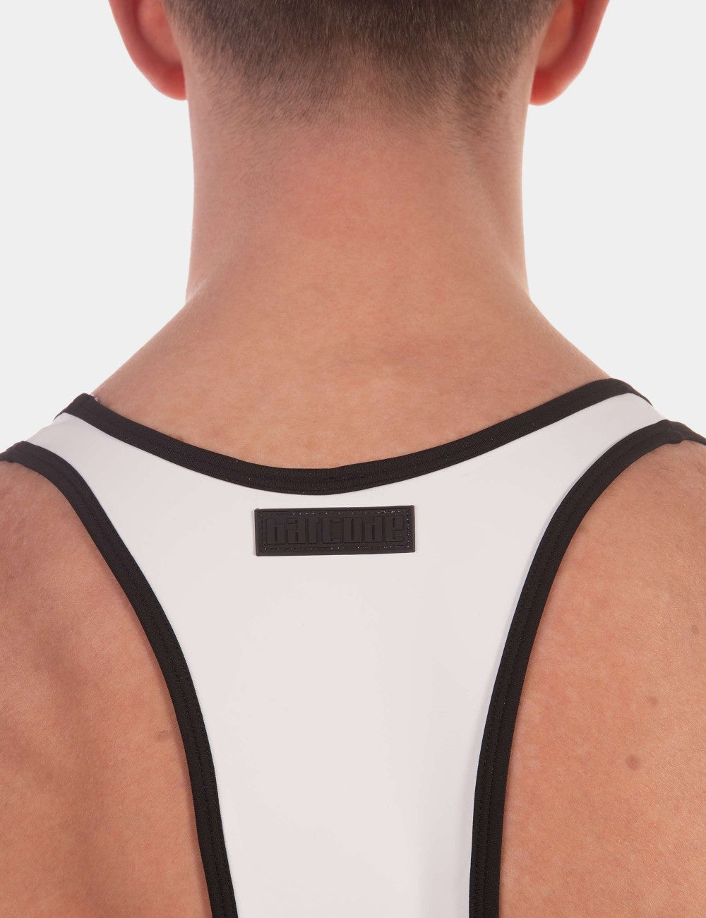 Backless Singlet Versos