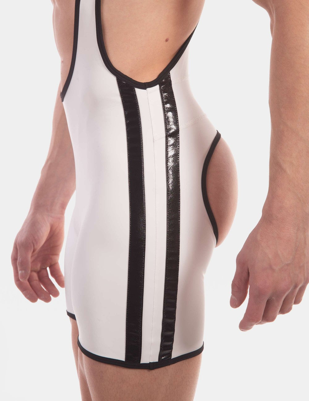 Backless Singlet Versos