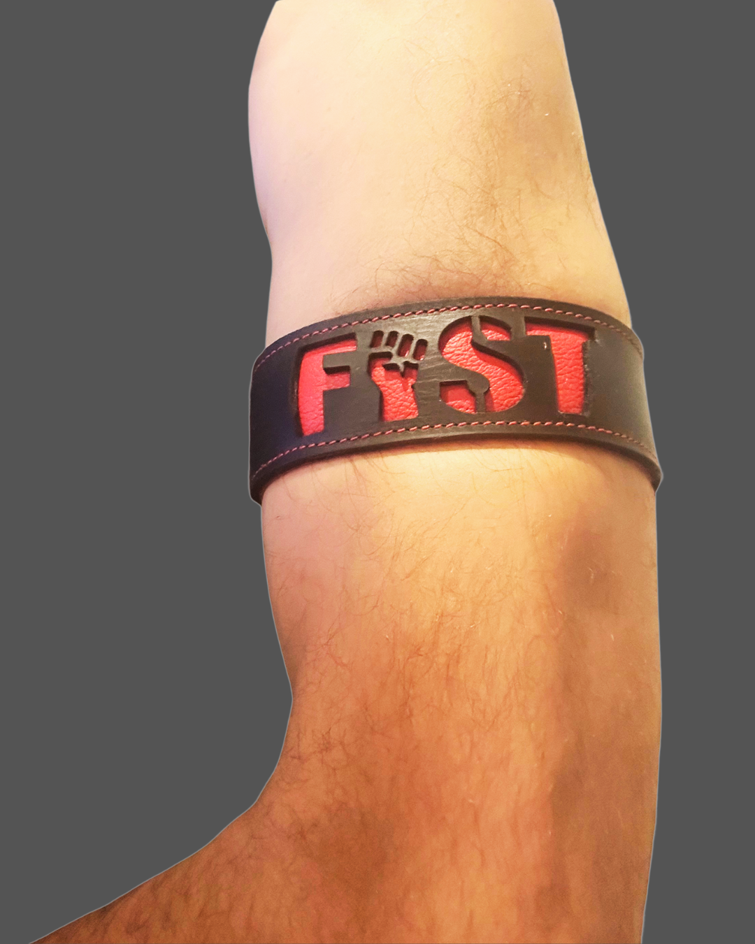 FIST Armband